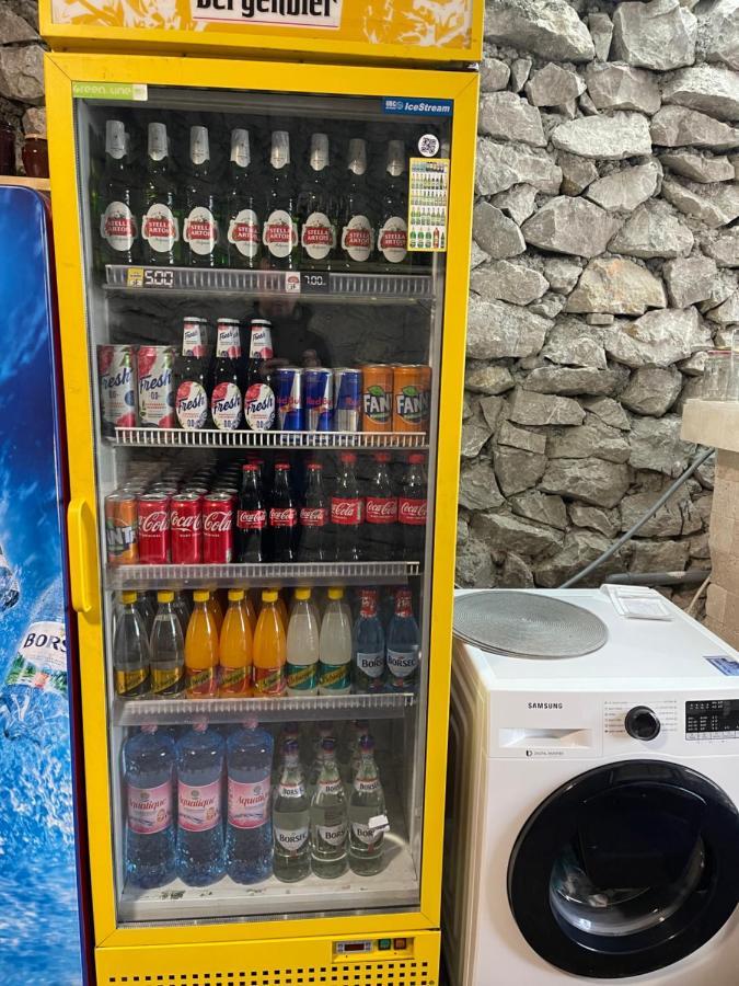 Wineyards Salin Bed & Breakfast Turda Bagian luar foto