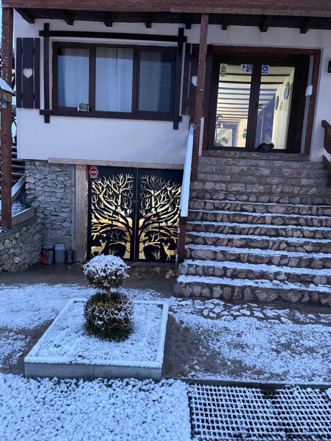 Wineyards Salin Bed & Breakfast Turda Bagian luar foto